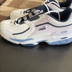 Avia sneakers